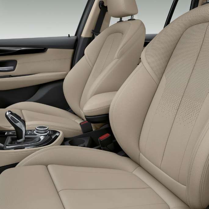 Sportstolar BMW 2-serie Gran Tourer, Modell Sport Line Sportstolar BMW 2-serie Gran Tourer 220d xDrive Modell Sport Line F46 2018 Interiör