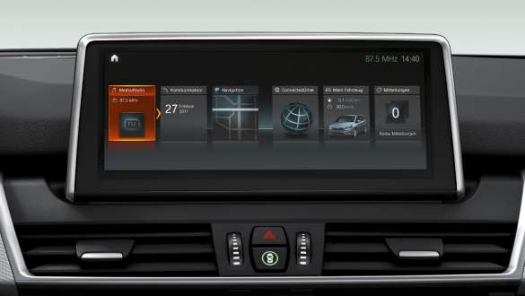 Pekskärm BMW 2-serie Gran Tourer Pekskärm Control Display BMW 2-serie Gran Tourer F46 2018 Interiör