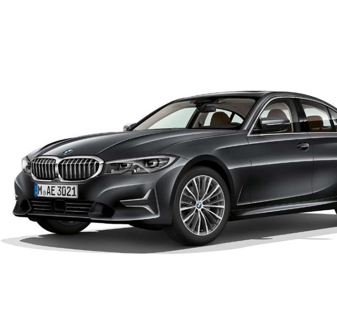 BMW 3-serie Sedan Luxury Line. Stillastående BMW 3-serie Sedan Luxury Line sedd från sidan.