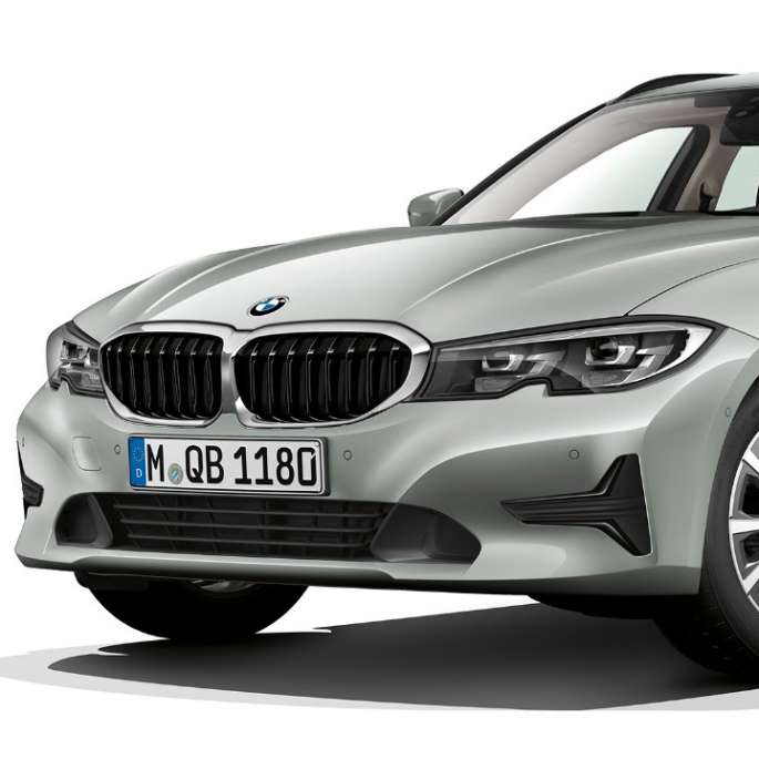 Modell Advantage trefjärdedelsvy framifrån BMW 3-serie Touring, modell Advantage trefjärdedelsvy framifrån
