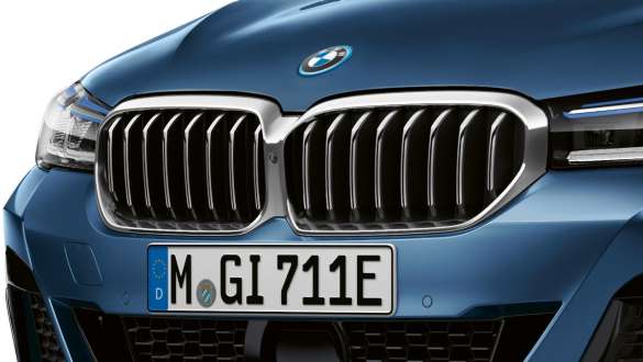 BMW njure BMW 5-serie Sedan G30 BMW njure BMW 5-serie Sedan G30 Facelift 2020 Phytonicblå närbild ratt