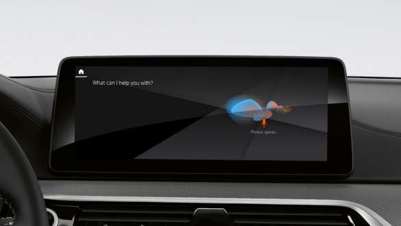 BMW Intelligent Personal Assistant BMW 5-serien Sedan G30 BMW Intelligent Personal Assistant BMW 5-serie Sedan G30 Facelift 2020 Interiör förarmiljö