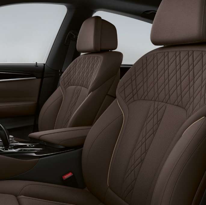 Klädsel BMW 6-serie Gran Turismo Luxury Line G32 2020 Klädsel exklusivläder ’Nappa’ Mocka BMW 6-serie Gran Turismo G32 640d xDrive 2020 Luxury Line interiör