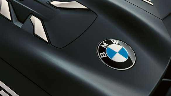BMW TwinPower Turbo 4-cylindrig bensinmotor BMW 7-serie sedan: Närbild av den fyrcylindriga BMW TwinPower Turbo-bensinmotorn