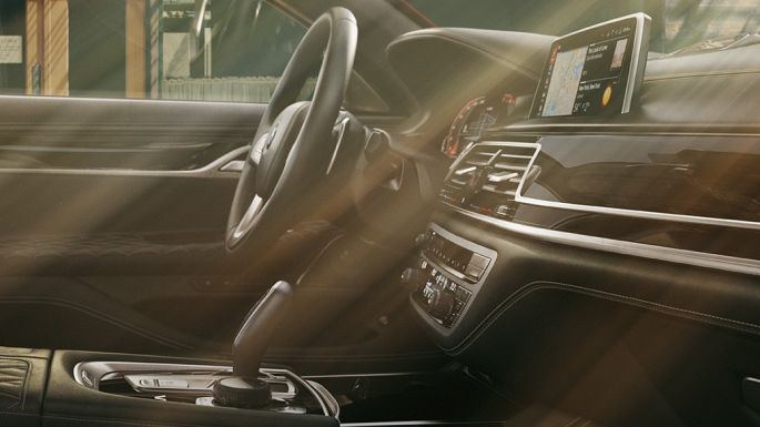 BMW Individual 7-serie sedan, förstklassig interiör BMW Individual 7-serien, förstklassig interiör i svart