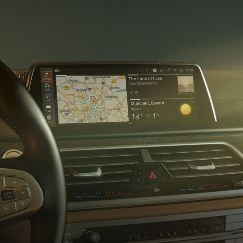 BMW Operating System 7.0 BMW 7-serie sedan: BMW Operating System 7.0 på Control Display
