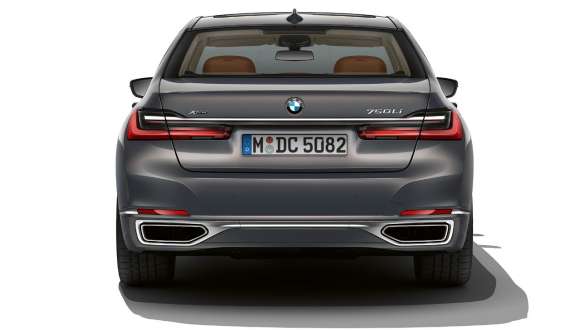 BMW 7-serie Sedan bakkjol BMW 7-serie Sedan: närbild av bakkjolen
