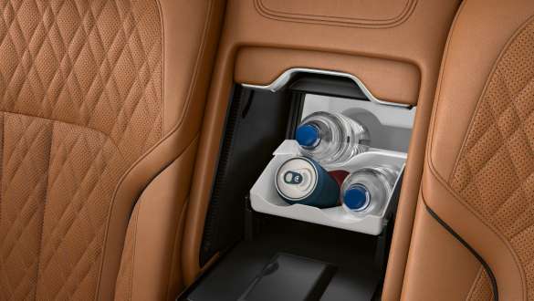 BMW 7-serie Sedan BMW Individual kylbox BMW 7-serie Sedan: närbild av BMW Individual kylbox