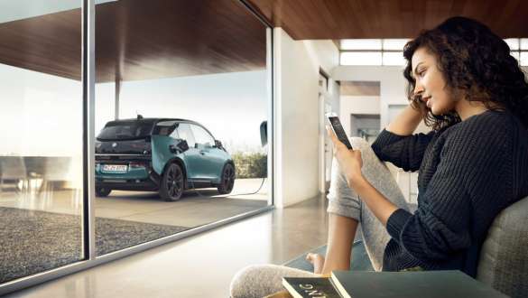 eDrive BMW Remote Services BMW Connected-appen eDrive Remote Services i BMW Connected-appen på din smartphone
