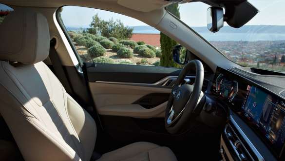 Framsäte BMW i4 G26 2021 Framsäte BMW i4 G26 2021 Kupé