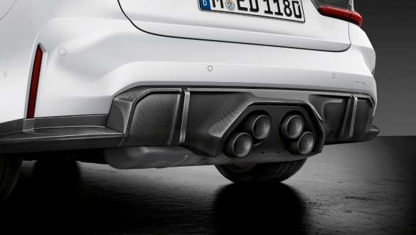 M Performance bakspoiler i kolfiber BMW M3 Sedan G80 2020 BMW M3 Sedan G80 2020 M Performance bakspoiler i kolfiber närbild