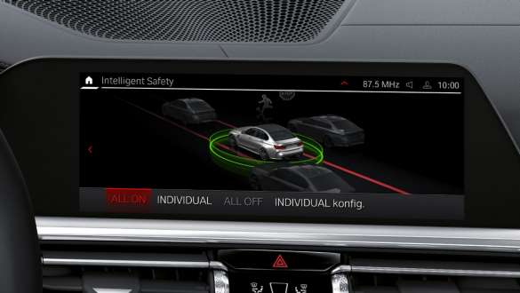 Driving Assistant Professional BMW 3-serie Sedan M G80 G20 BMW 3-serie Sedan M G80 G20 Driving Assistant Professional Control Display kupé