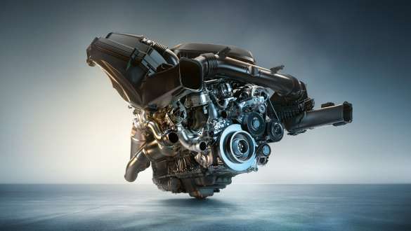 M TwinPower Turbo rak 6-cylindrig bensinmotor BMW M3 Sedan G80 2020 M3 Sedan G80 2020 BMW M TwinPower Turbo rak 6-cylindrig bensinmotor närbild