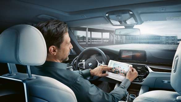 BMW X3 M, Parking Assistant Plus. BMW X3 M, Control Display, Parking Assistant Plus.