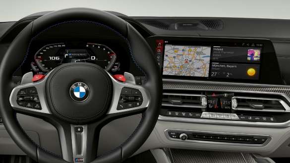 M specifikt kombiinstrument i BMW X5 M Competition F95 M specifikt kombiinstrument BMW X5 M Competition F95 2020 SUV förarplats