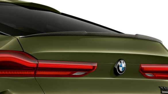 M Carbon bakspoiler på BMW X6 M Competition F96 M Carbon bakspoiler BMW X6 M Competition F96 2020 SUV speciallack Urban Green utvändig utrustning
