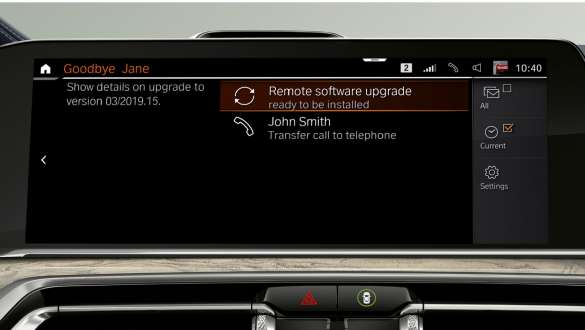 BMW X7 M med Remote Software Upgrade BMW X7 M, Remote Software Upgrade: Närbild på förarpanelen, G07