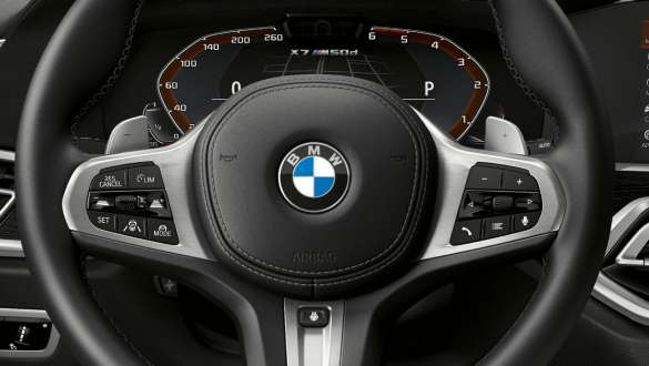 BMW X7 M Automobil med Steptronic-sportväxellåda G07 2019 BMW X7 M Automobil med Steptronic-sportväxellåda G07 2019 Cockpit
