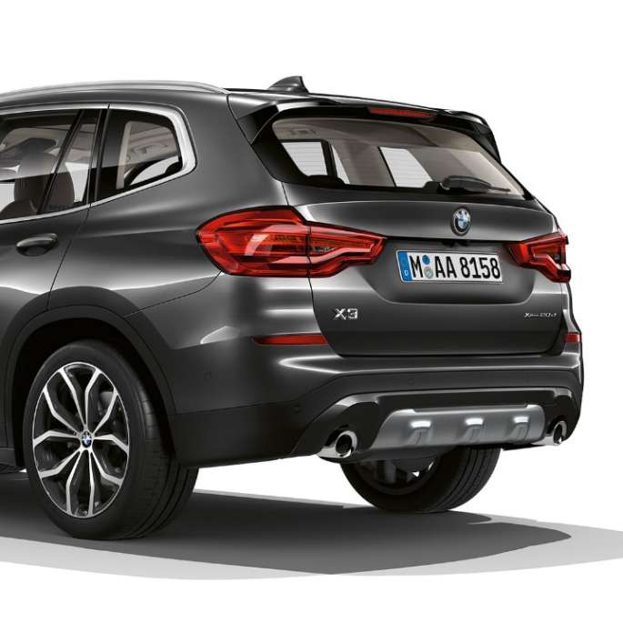 BMW X3 M40i, Modell xLine, trefjärdedelsvy bakifrån BMW X3 M40i, Modell xLine, trefjärdedelsvy bakifrån