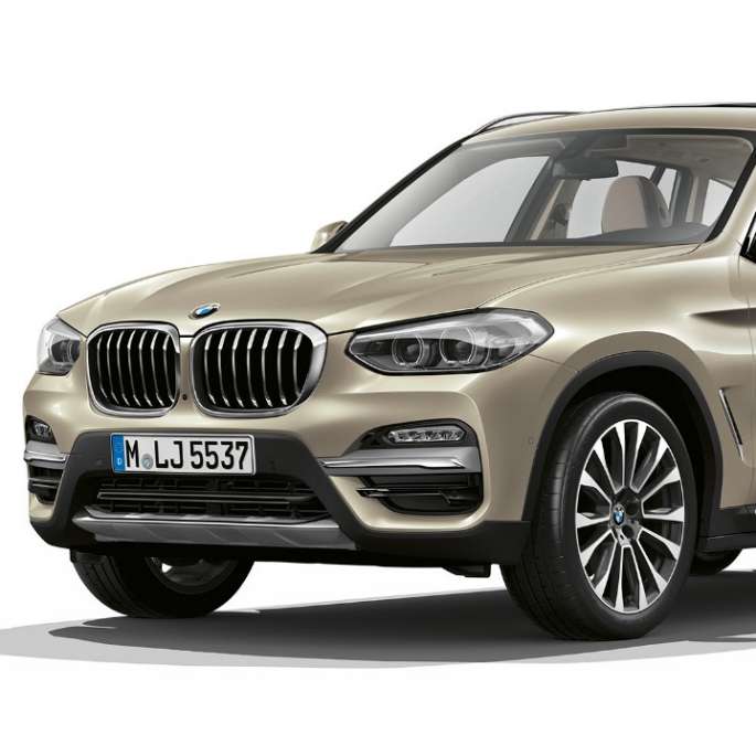 BMW X3 M40i, Modell Luxury Line, trefjärdedelsvy framifrån BMW X3 M40i, Modell Luxury Line, trefjärdedelsvy framifrån