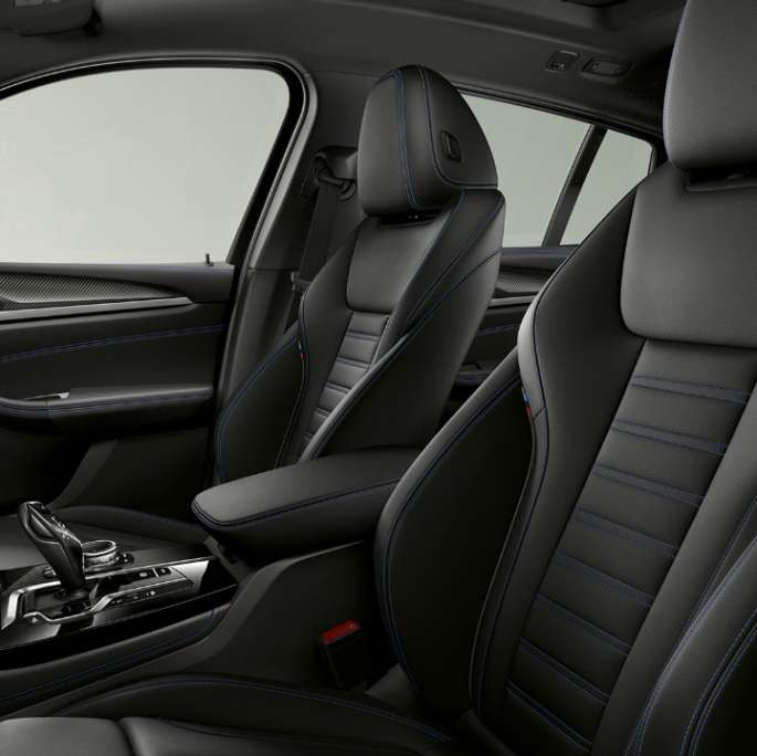 Klädsel BMW X4 Modell M Sport Klädsel BMW X4 xDrive30i Modell M Sport G02 2018 Kupé