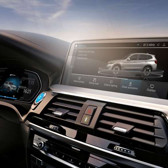 Förarassistanssystem BMW iX3 G08 Control Display Förarplats Förarassistanssystem BMW iX3 G08 2020 Control Display Förarplats