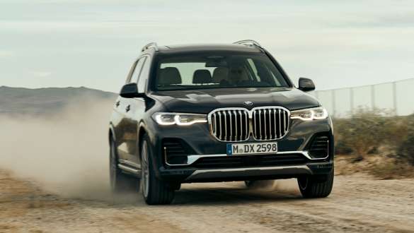 Executive Drive Pro: BMW X7 kör offroad BMW X7 kör offroad