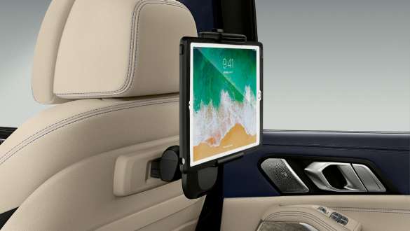 Universalhållare för surfplattor med BMW Safety Case för Travel & Comfort-system BMW X7 G07 2019. Universalhållare för surfplattor med BMW Safety Case för Travel & Comfort-system BMW X7 G07 2019.