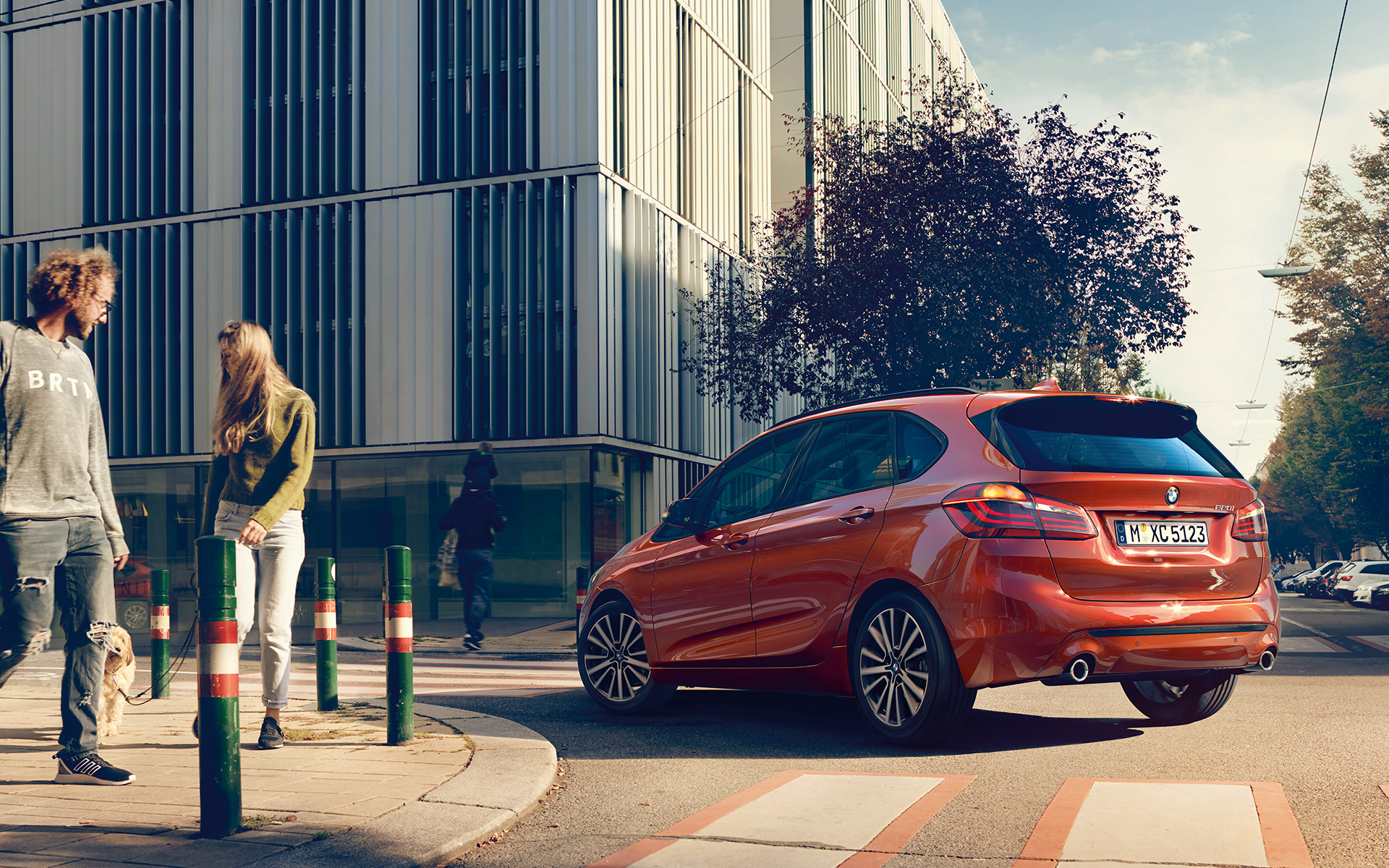 bmw-2-series-active-tourer-Wallpaper-1920x1200-01.jpg.asset.1529919487753