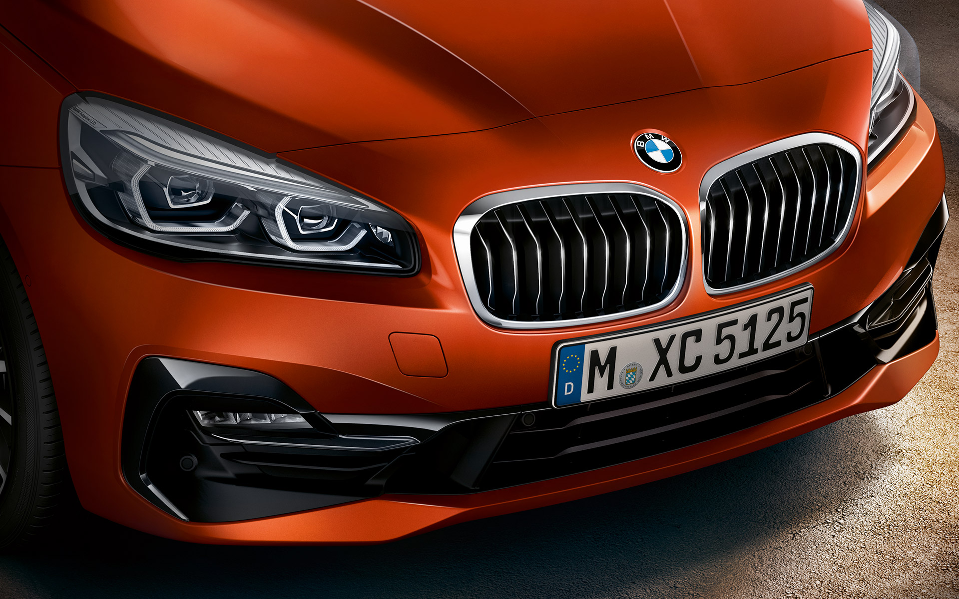 bmw-2-series-active-tourer-Wallpaper-1920x1200-05.jpg.asset.1513898829432