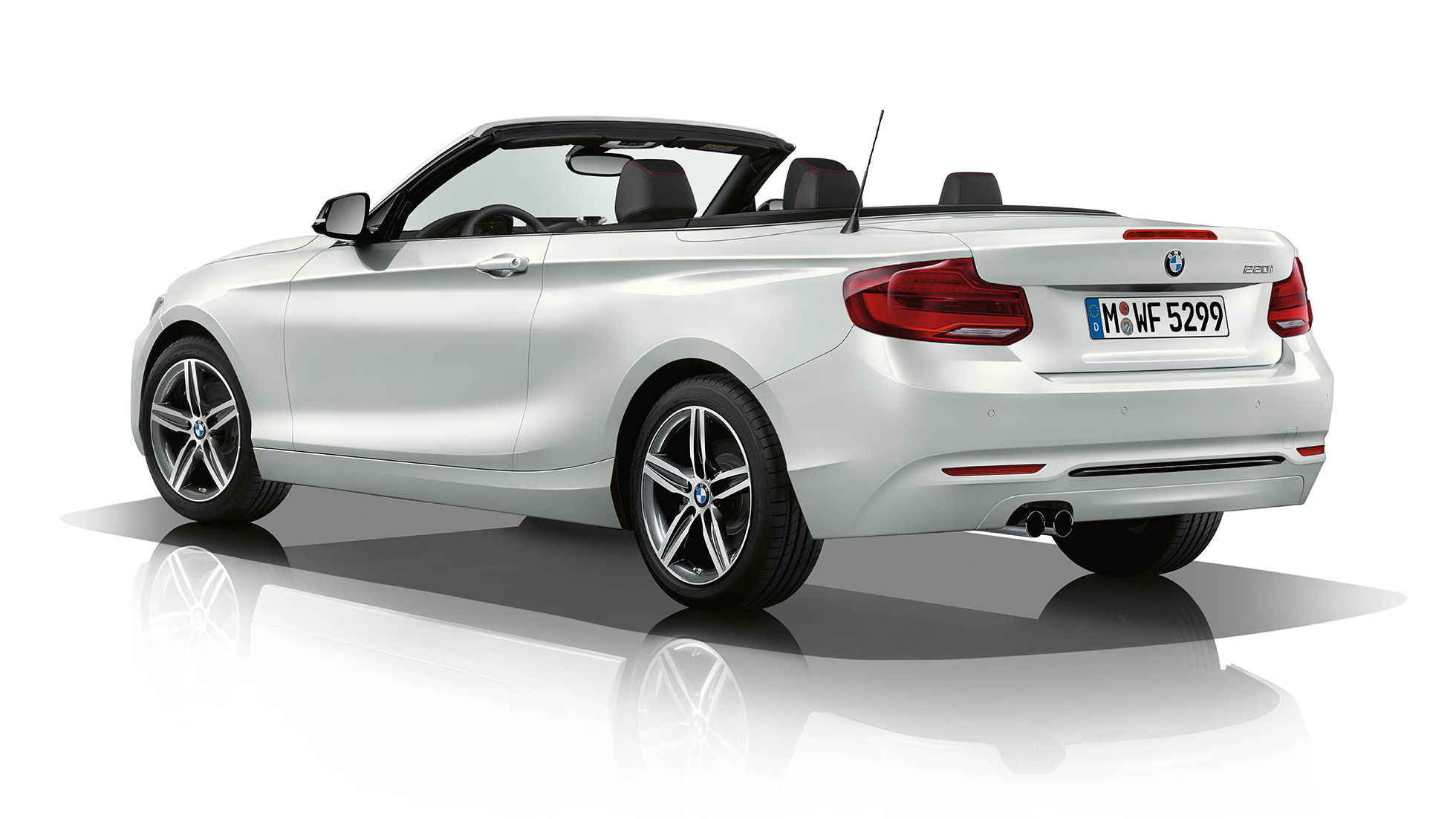 BMW 2-serie Cabriolet, Modell Sport Line, trefjärdedelsvy bakifrån BMW 2-serie Cabriolet, Modell Sport Line, trefjärdedelsvy bakifrån