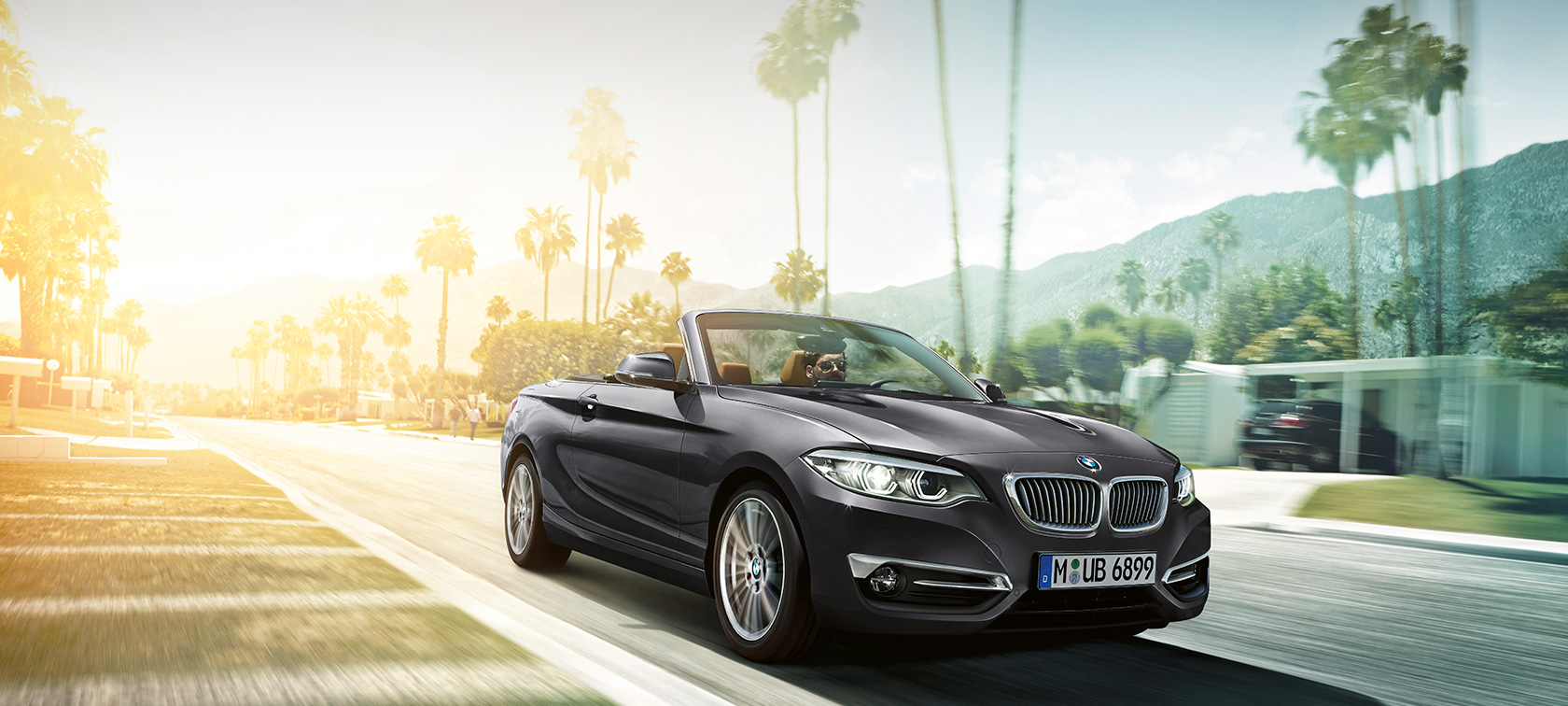 BMW 2-serie Cabriolet, bild på körande bil BMW 2-serie Cabriolet, bild på körande bil