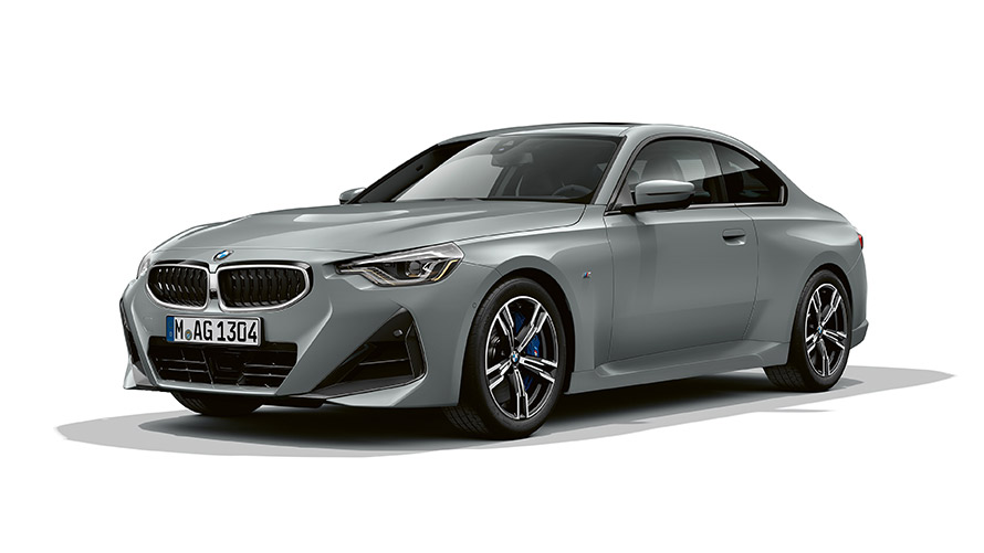 BMW 2-serie Coupé 220i G42 sedd snett framifrån BMW 2-serie Coupé 220i sedd snett framifrån