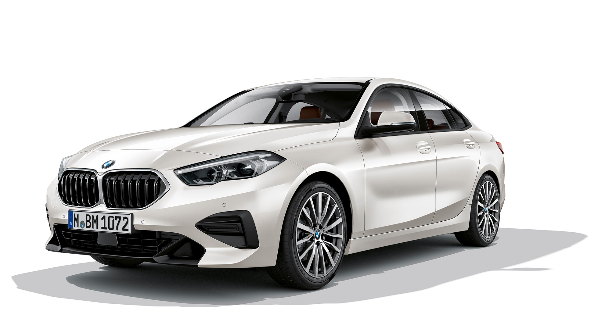 BMW njurar BMW 2-serie Gran Coupé, Model Advantage BMW njurar BMW 2-serie Gran Coupé Model Advantage Mineralvit F44 trefjärdedelsvy framifrån
