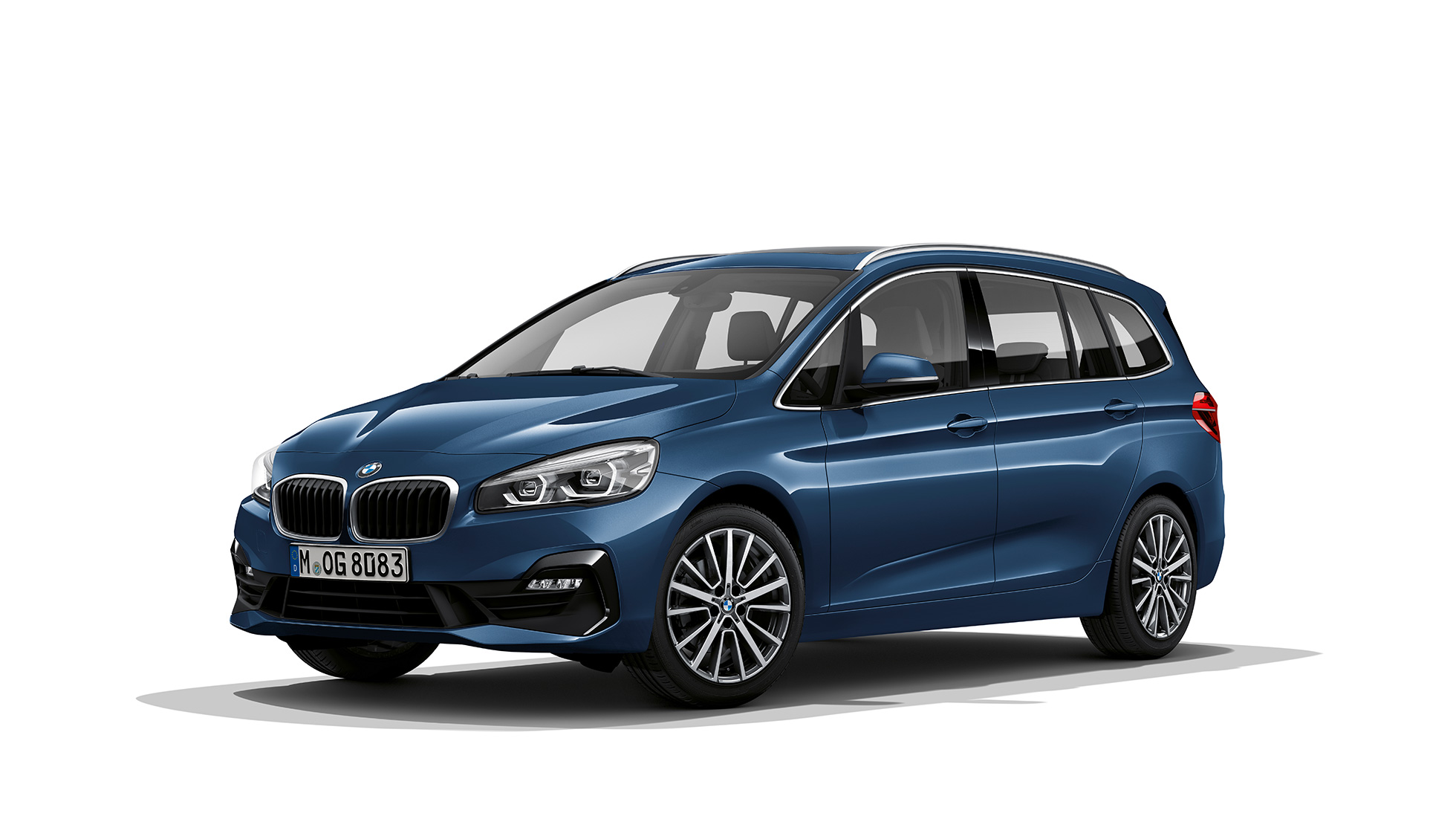 BMW 2-serie Gran Tourer, Modell Advantage sedd snett framifrån BMW 2-serie Gran Tourer 218i Modell Advantage F46 Facelift 2018 Mediterranean Blue metallic sedd snett framifrån