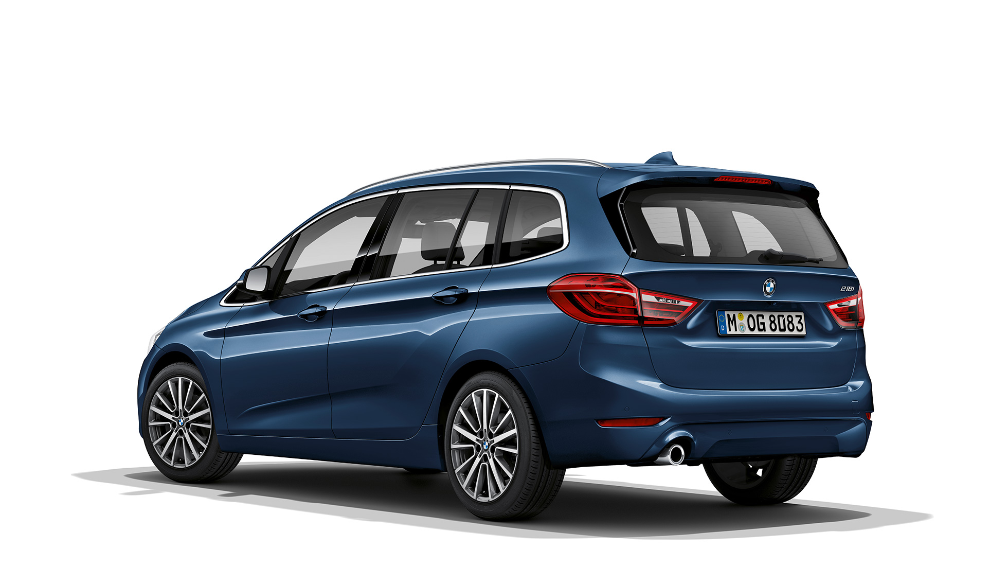 BMW 2-serie Gran Tourer, Modell Advantage sedd snett bakifrån BMW 2-serie Gran Tourer 218i Modell Advantage F46 Facelift 2018 Mediterranean Blue metallic sedd snett bakifrån