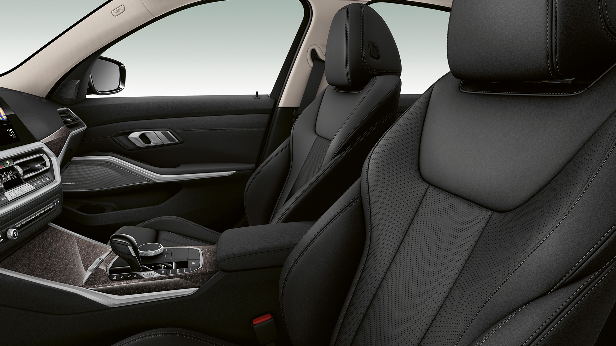 BMW 3-serie Sedan Luxury Line, framstolar. Närbild från sidan av framstolarna i BMW 3-serie Sedan i utförandet Luxury Line.