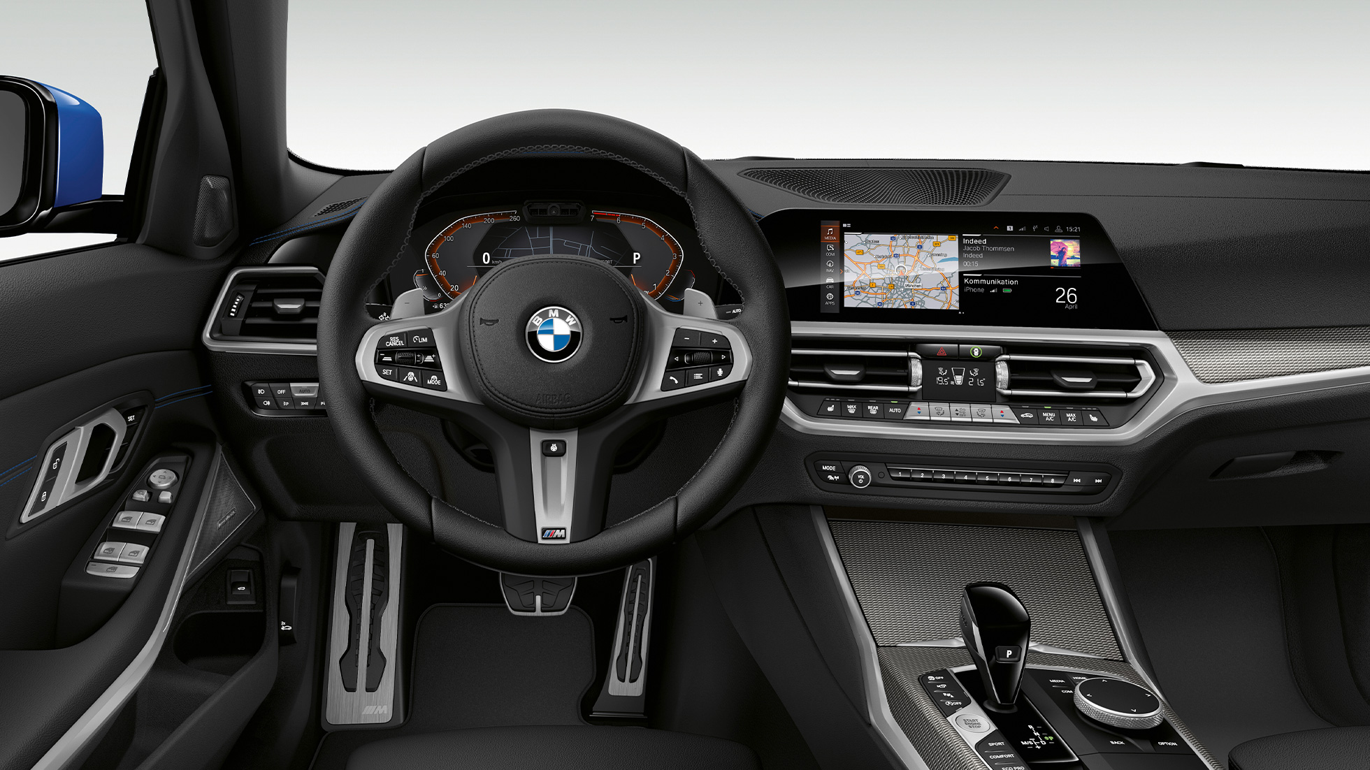 BMW 3-serie Sedan M Sport, förarplats. Närbild framifrån av förarplatsen hos BMW 3-serie Sedan i utförandet M Sport.