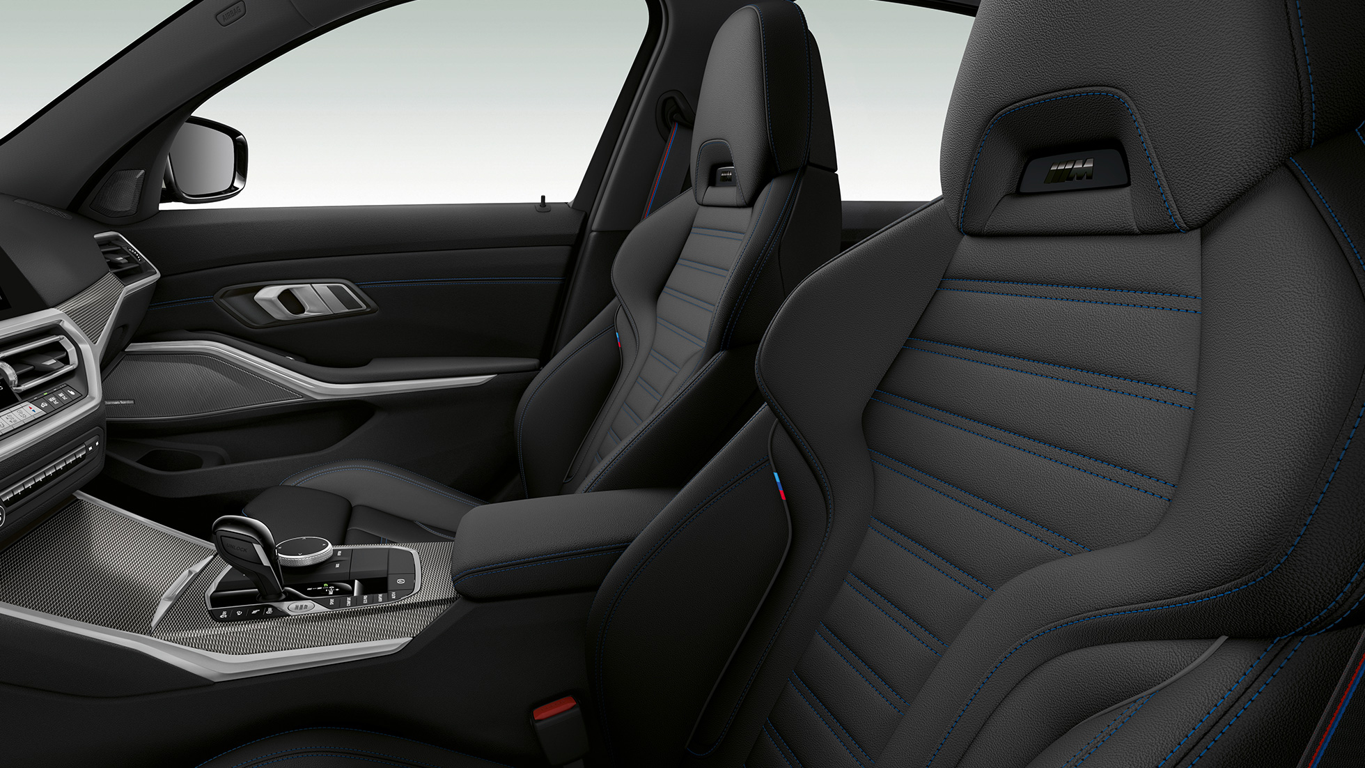 BMW 3-serie Sedan M Sport, framstolar. Närbild från sidan av framstolarna i BMW 3-serie Sedan i utförandet M Sport.