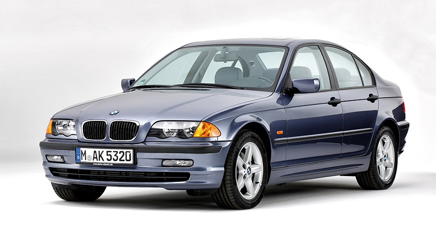 BMW 3-serie Sedan E46 fjärde generationen trefjärdedelsvy framifrån BMW 3-serie BMW 3-serie Sedan E46 fjärde generationen trefjärdedelsvy framifrån