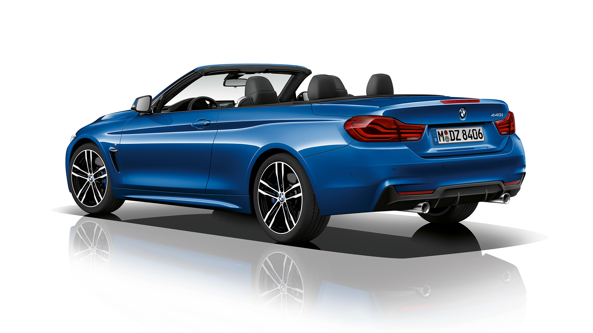 BMW 4-serie Cabriolet, Modell M Sport trefjärdedels vy bakifrån BMW 4-serie Cabriolet, Modell M Sport trefjärdedels vy bakifrån