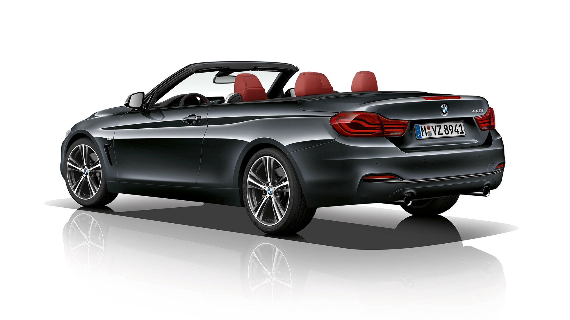 BMW 4-serie Cabriolet, Modell Sport Line trefjärdedels vy bakifrån BMW 4-serie Cabriolet, Modell Sport Line trefjärdedels vy bakifrån