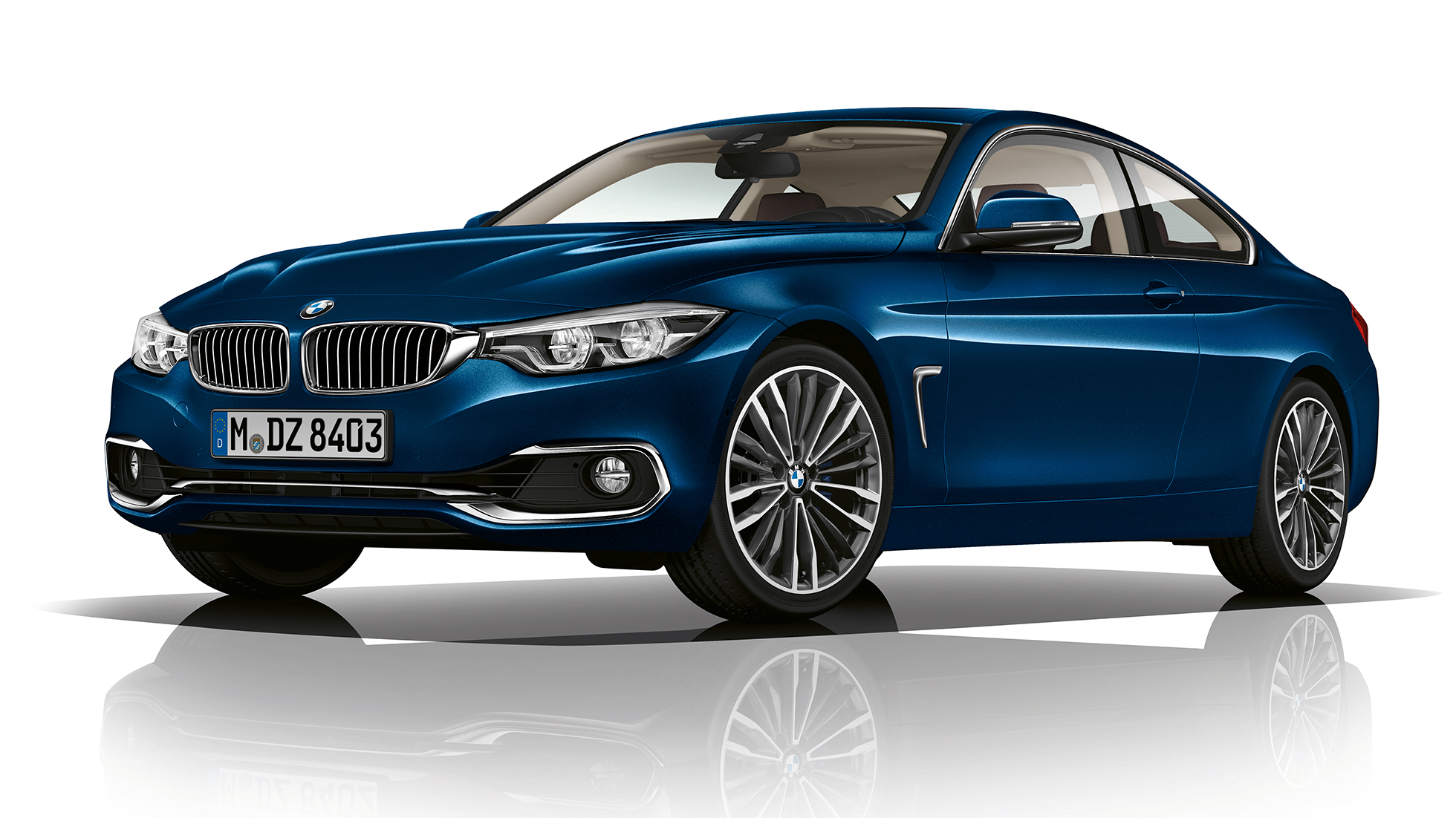 BMW 4-serie Coupé, Modell Luxury Line trefjärdedels vy framifrån BMW 4-serie Coupé, Modell Luxury Line trefjärdedels vy framifrån