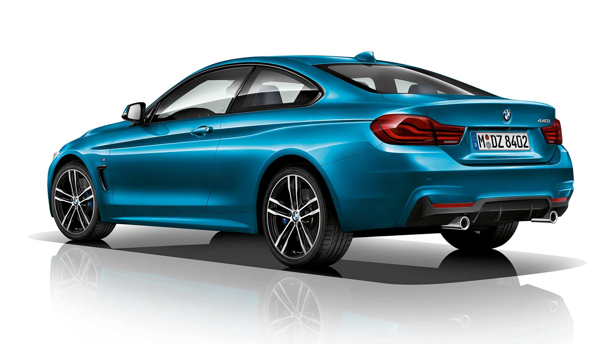 BMW 4-serie Coupé, Modell M Sport trefjärdedels vy bakifrån BMW 4-serie Coupé, Modell M Sport trefjärdedels vy bakifrån