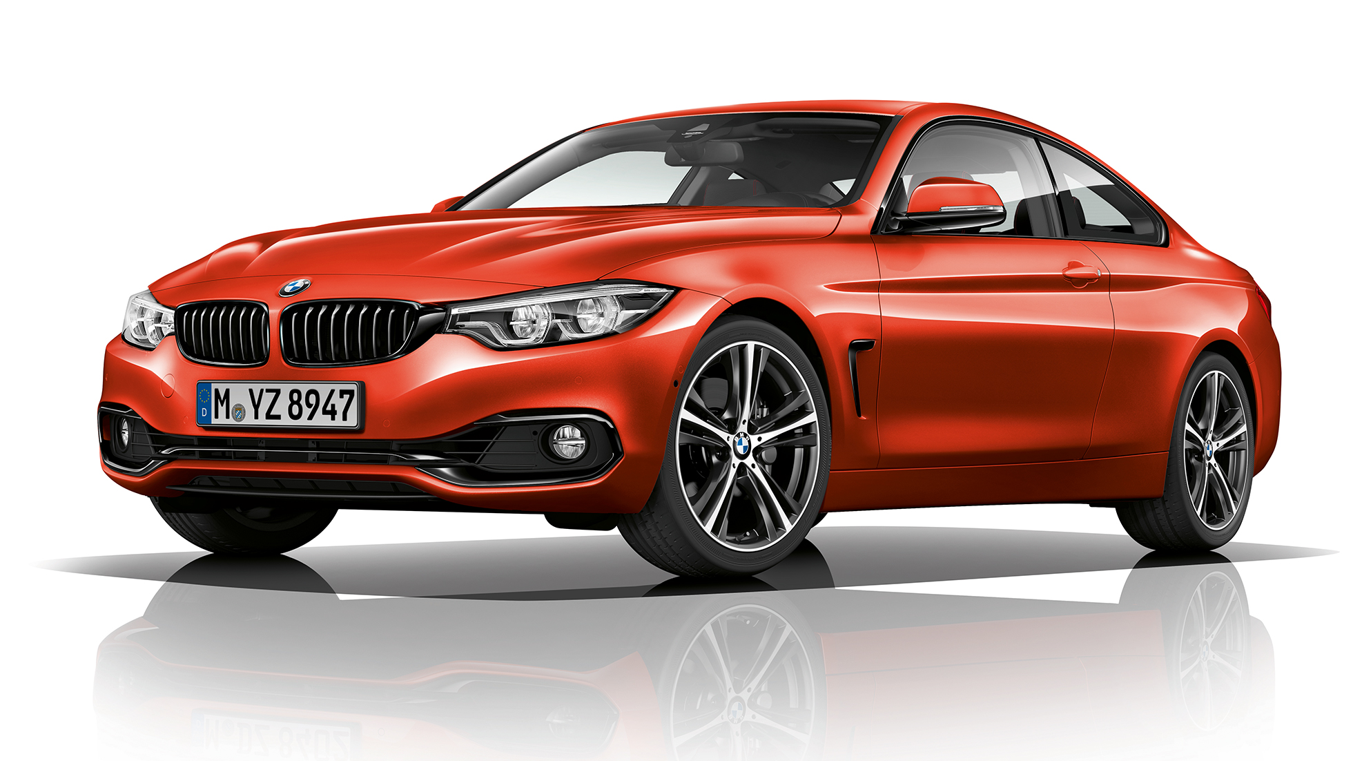 BMW 4-serie Coupé, Modell Sport Line trefjärdedels vy framifrån BMW 4-serie Coupé, Modell Sport Line trefjärdedels vy framifrån
