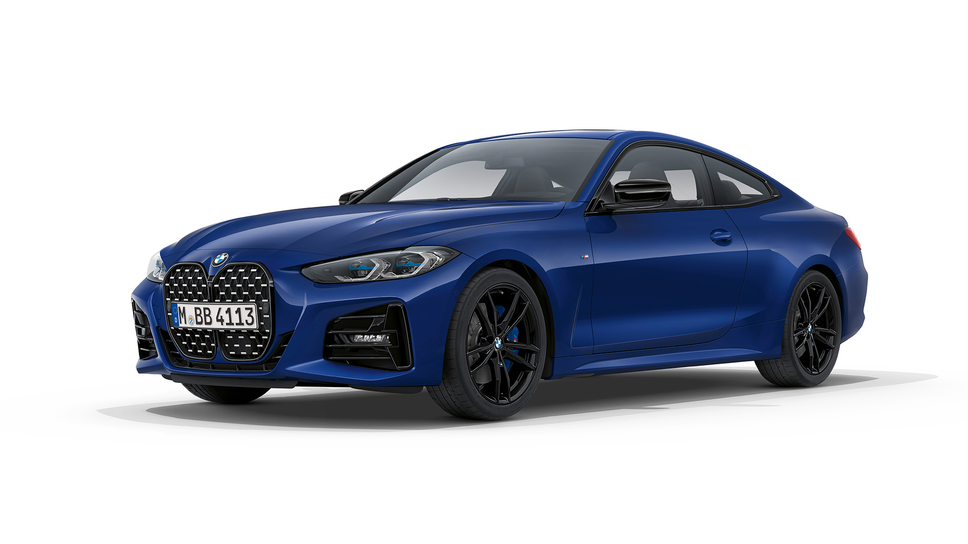 BMW 4-serie Coupé M Sport G22 2020 BMW 4-serie Coupé G22 2020 M Sport Arctic Race Blue metallic, sedd snett framifrån