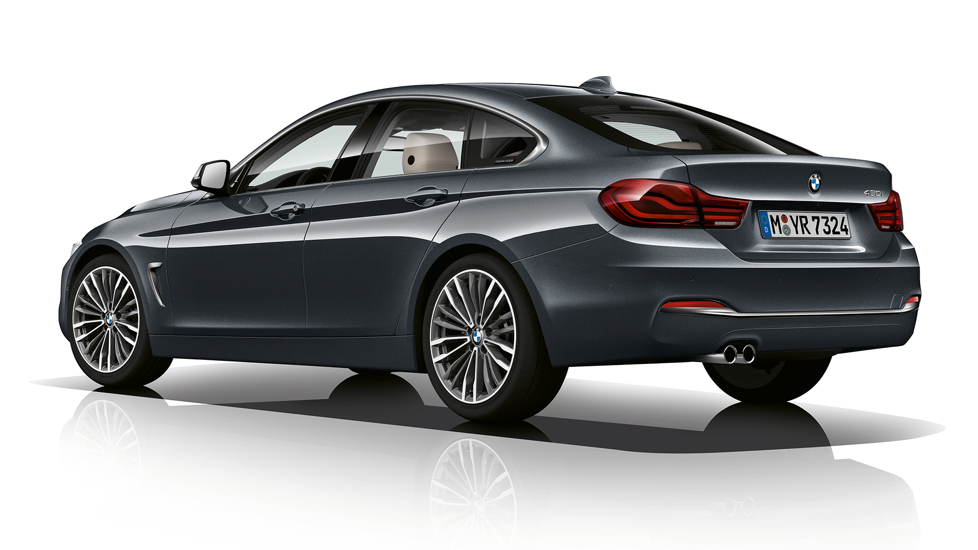 BMW 4-serie Gran Coupé, Model Luxury Line trefjärdedelsvy bakifrån BMW 4-serie Gran Coupé, Model Luxury Line trefjärdedelsvy bakifrån