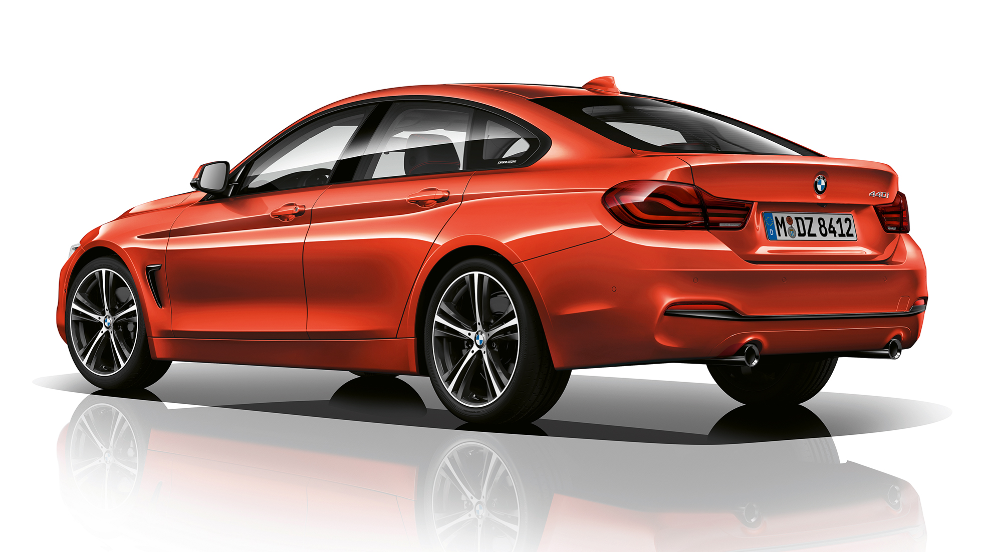 BMW 4-serie Gran Coupé, Model Sport Line trefjärdedelsvy bakifrån BMW 4-serie Gran Coupé, Model Sport Line trefjärdedelsvy bakifrån