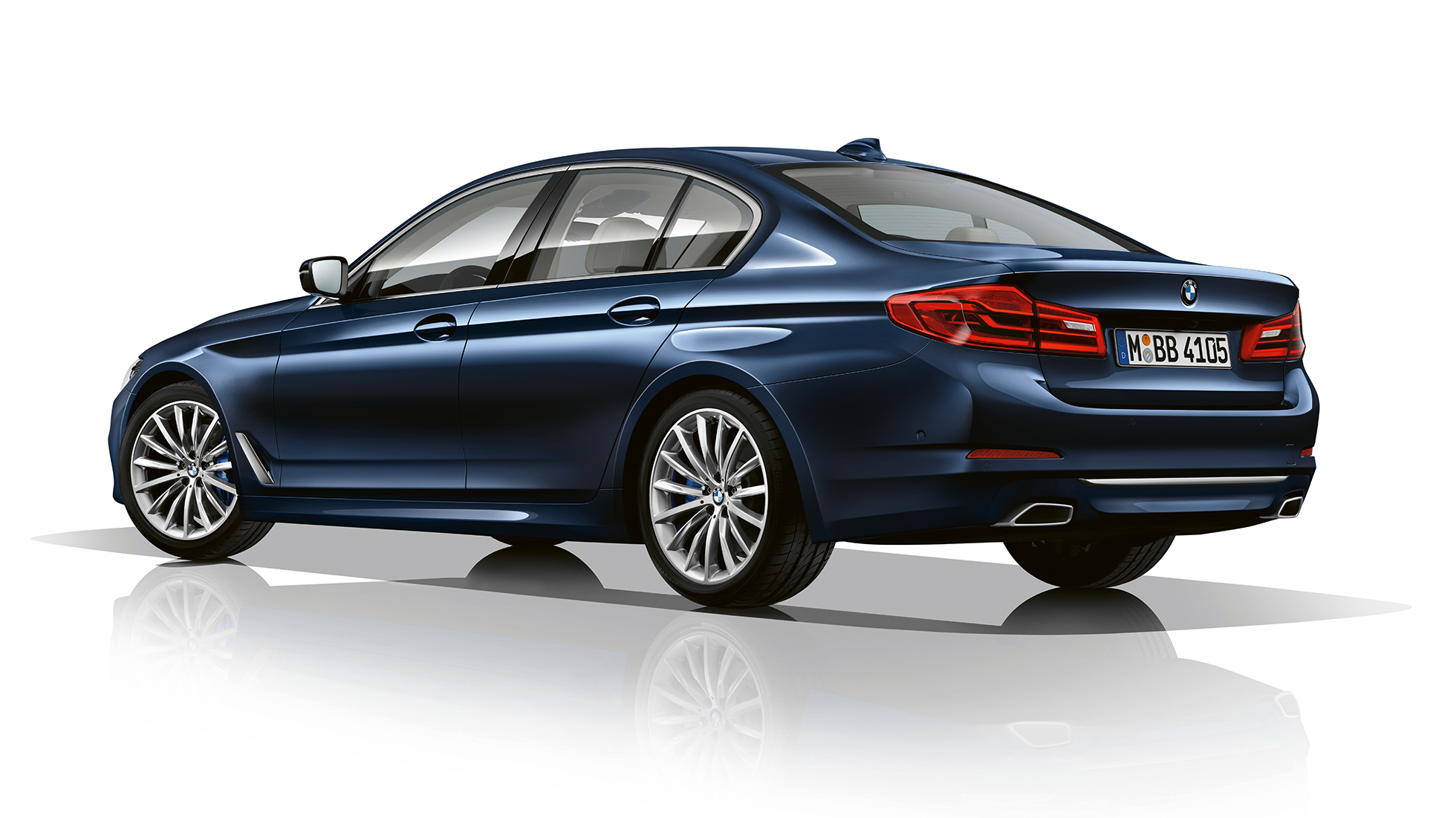 Luxury Line trefjärdedelsvy bakifrån BMW 5-serie Sedan Luxury Line BMW 5-serie Sedan 540d Sedan G30 Imperialblå briljanteffekt metallic trefjärdedelsvy bakifrån