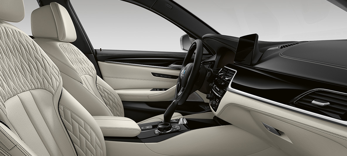 Helläder BMW 5-serie Sedan G30 Individual Interiör Helläder BMW 5-serie Sedan Individual G30 Facelift 2020 Interiör förarmiljö